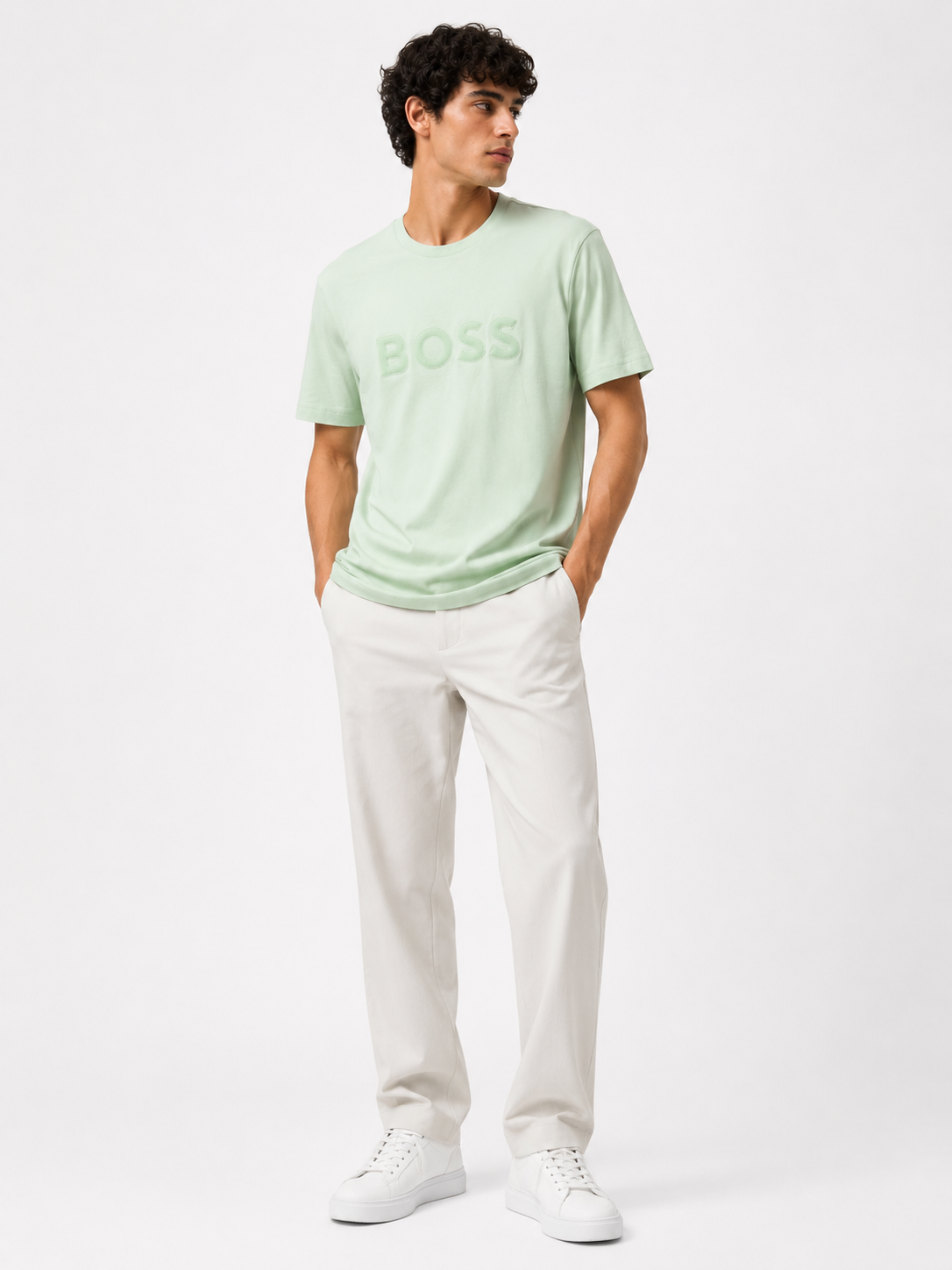 Tee